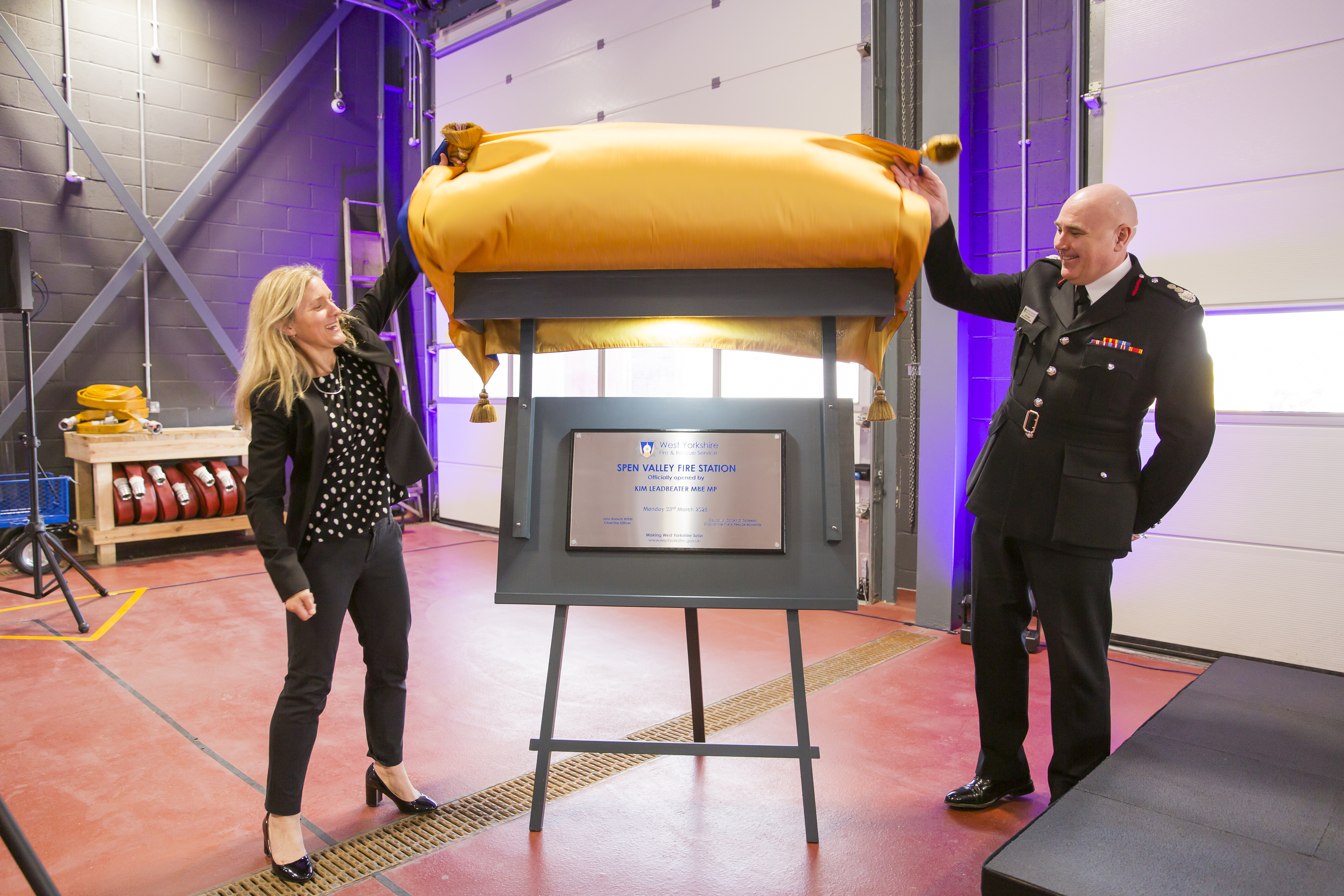 spen valley plaque unveiling