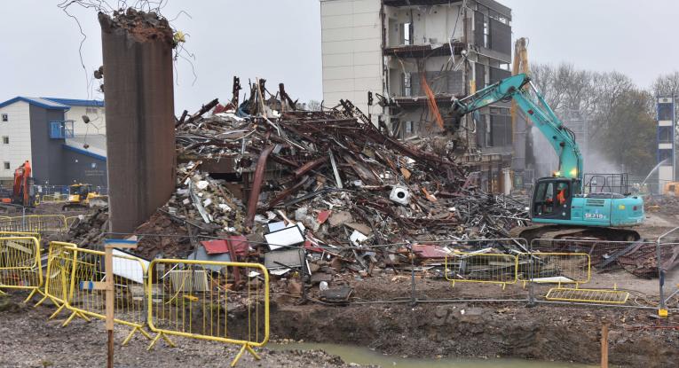 West Yorkshire Fire and Rescue Service HQ being demolished